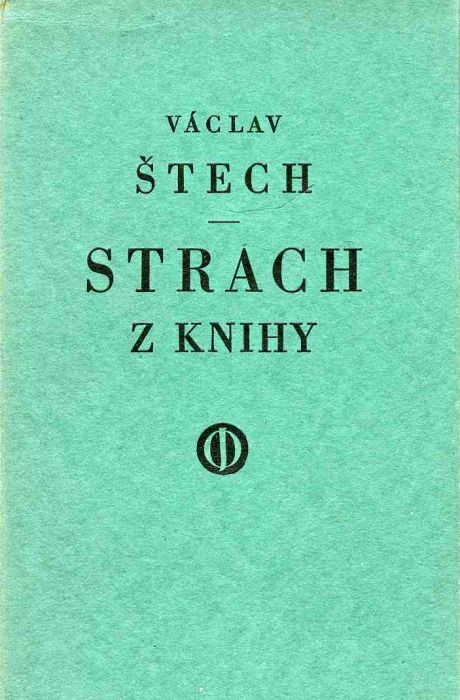 Strach z knihy.